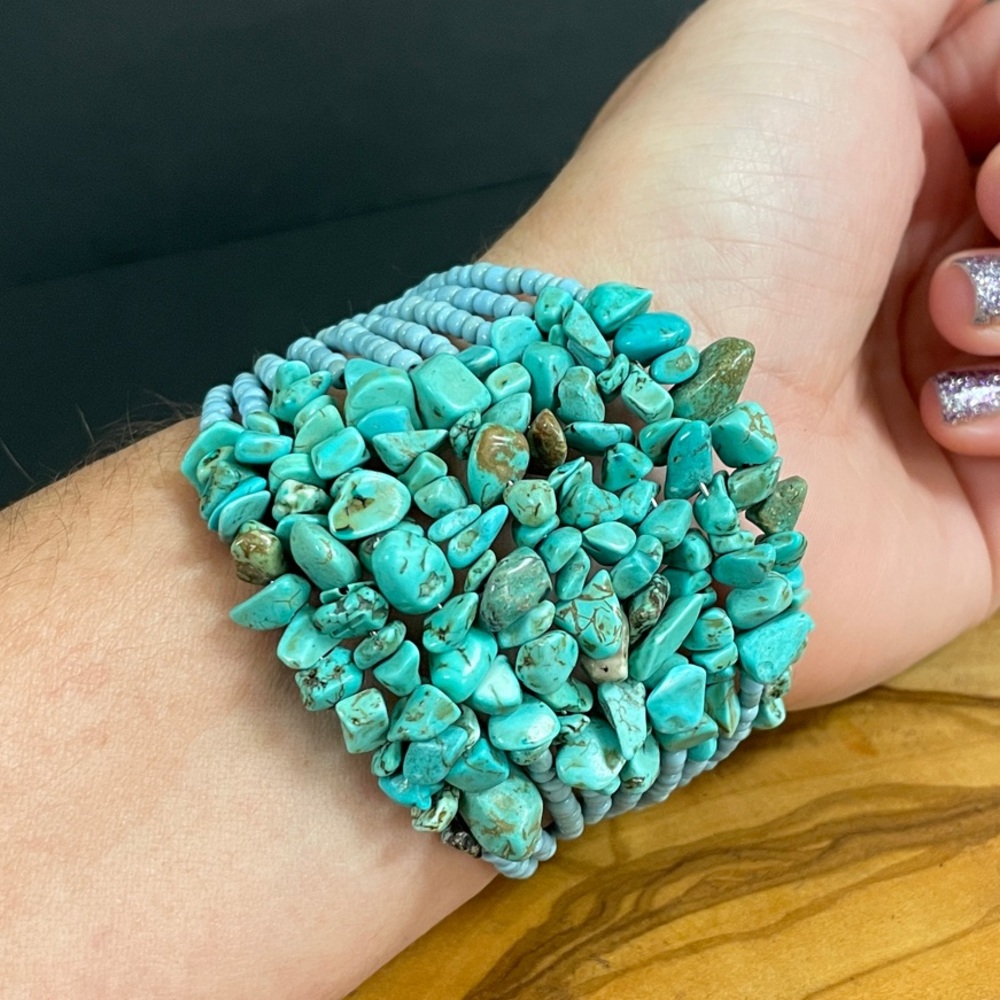 Turquoise Stone Cluster Stretch Bracelet